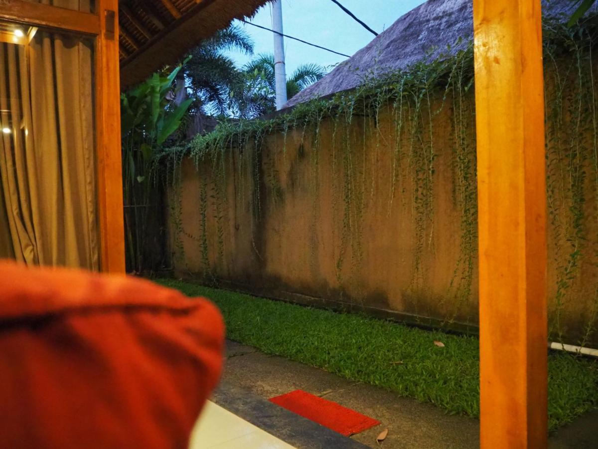 De Dalam Villa Ubud Eksteriør bilde