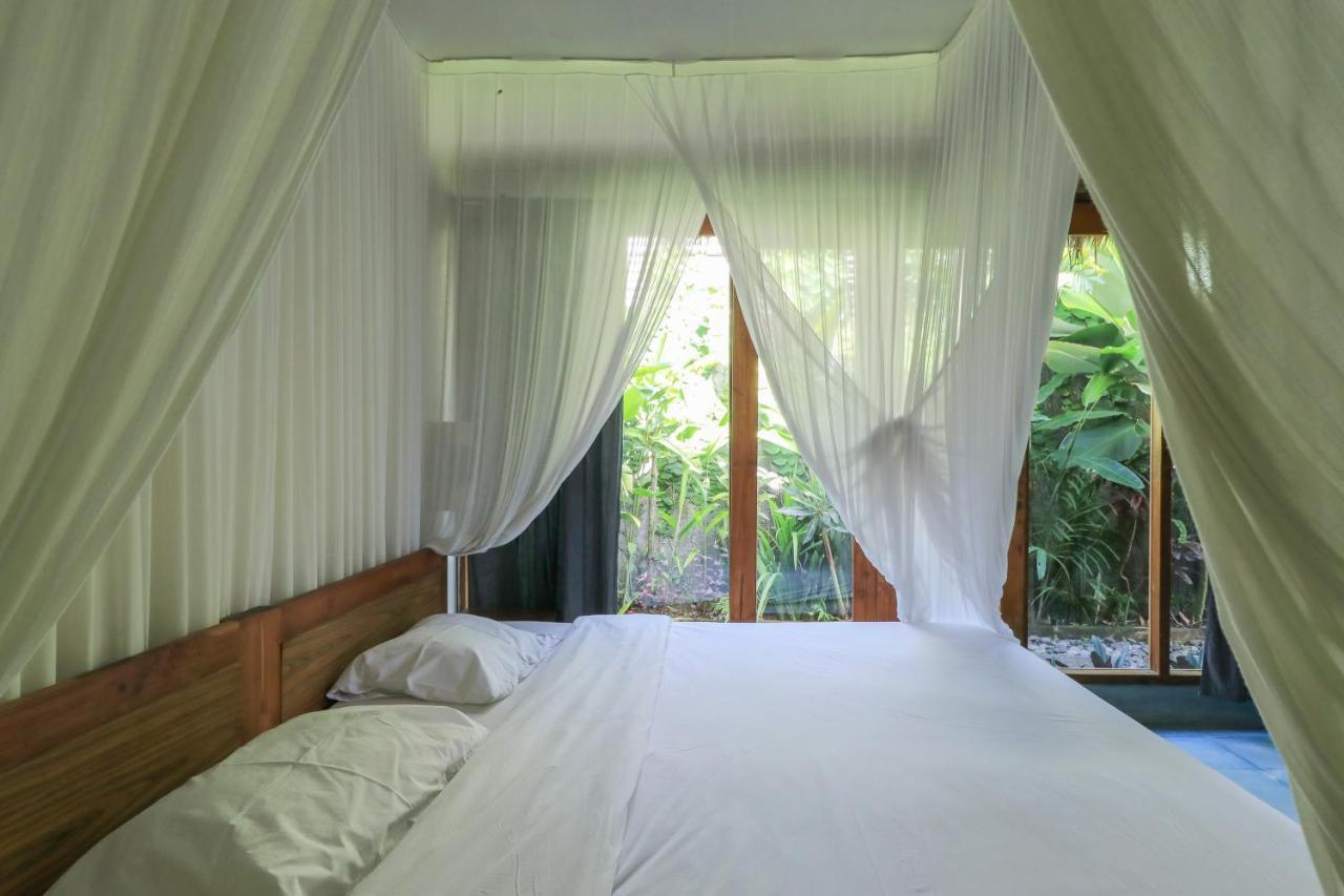 De Dalam Villa Ubud Eksteriør bilde